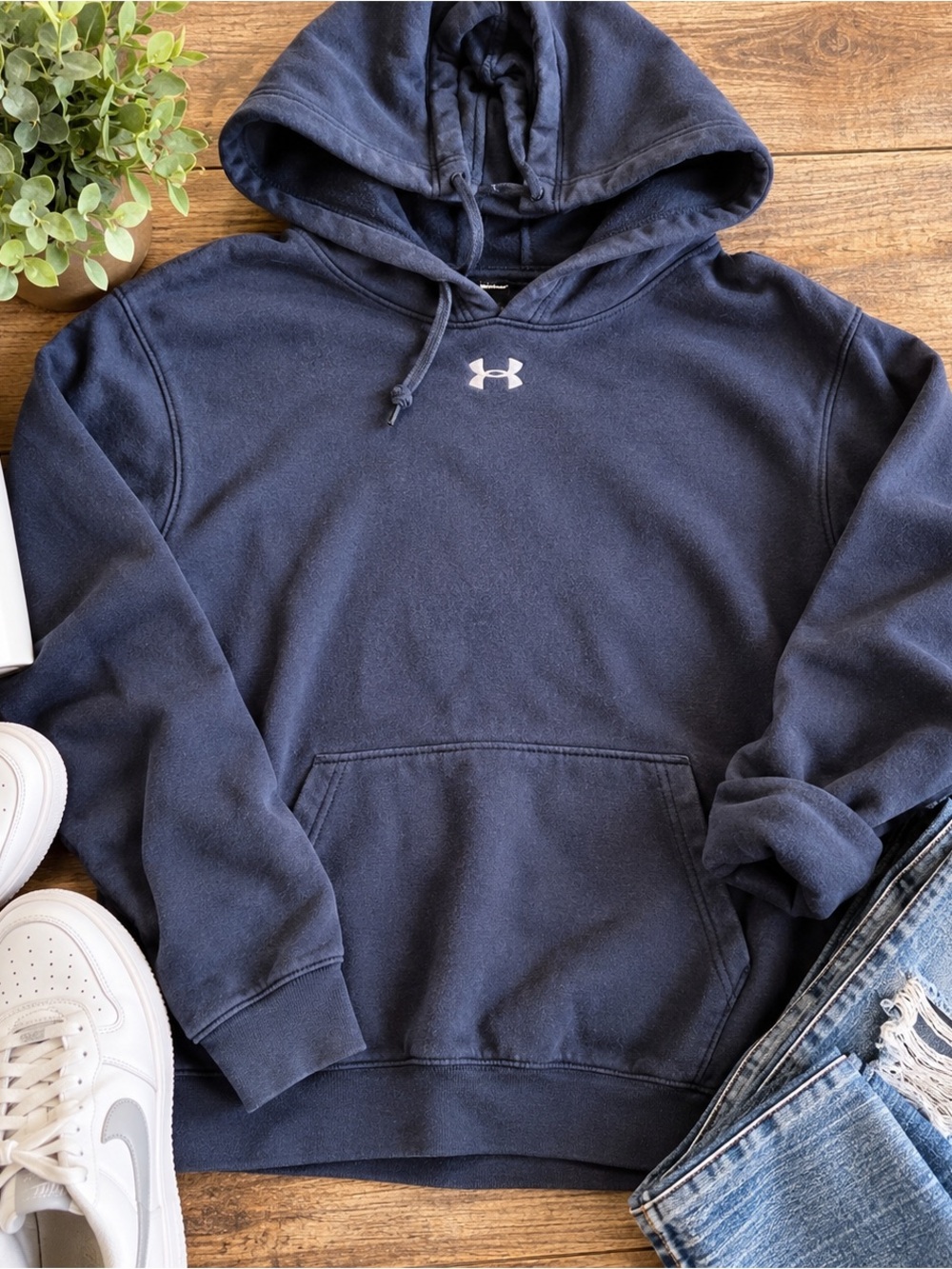 Under Armour Navy Blue Pullover Hoodie with Center Logo